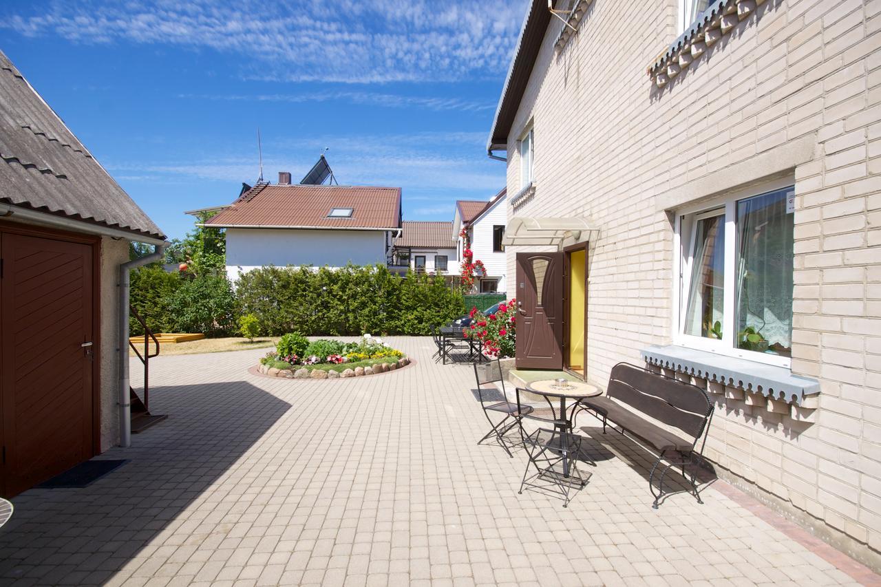 Aurada Hotel Паланга Екстериор снимка